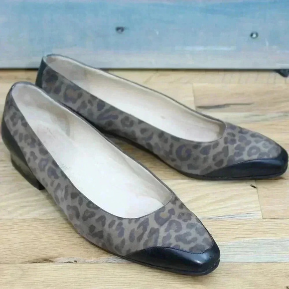 Vintage Rene Mancini Cheetah Leather Animal Print Flats 80s 90s Size 36.5 US 6.5 - Picture 1 of 8